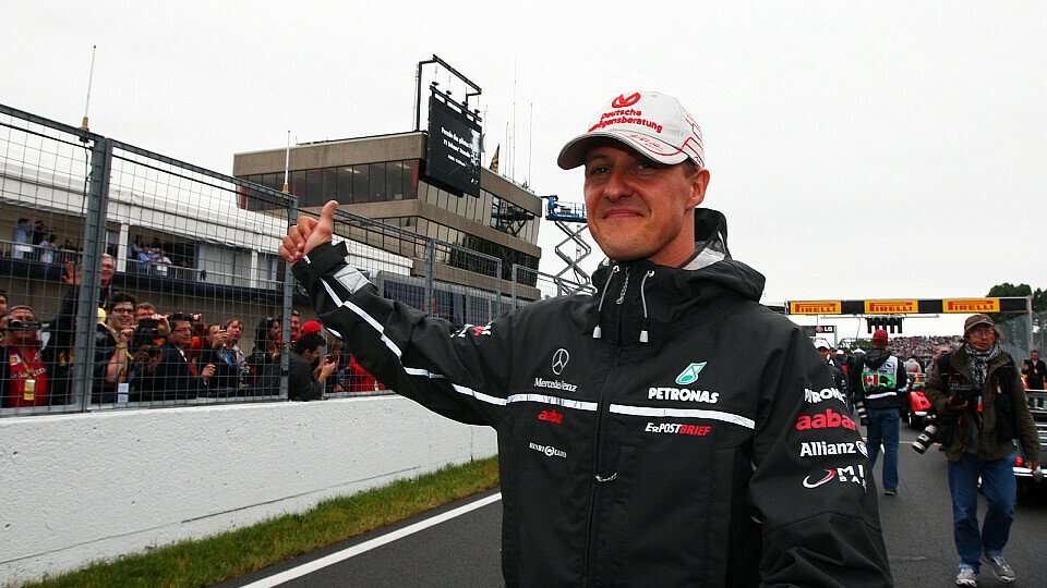Michael Schumacher hat die Gerüchteköche wieder mit Arbeit versorgt, Foto: Sutton