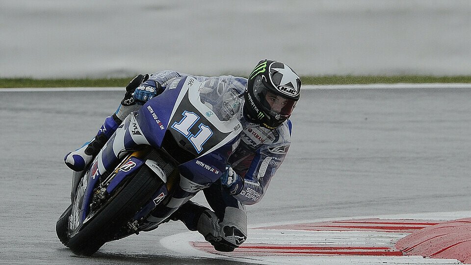 Ben Spies wollte im zweiten Training nichts riskieren, Foto: Milagro