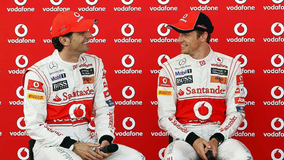 Pedro de la Rosa ist mit seiner Testfahrerrolle neben Jenson Button und Lewis Hamilton sehr zufrieden, Foto: Sutton