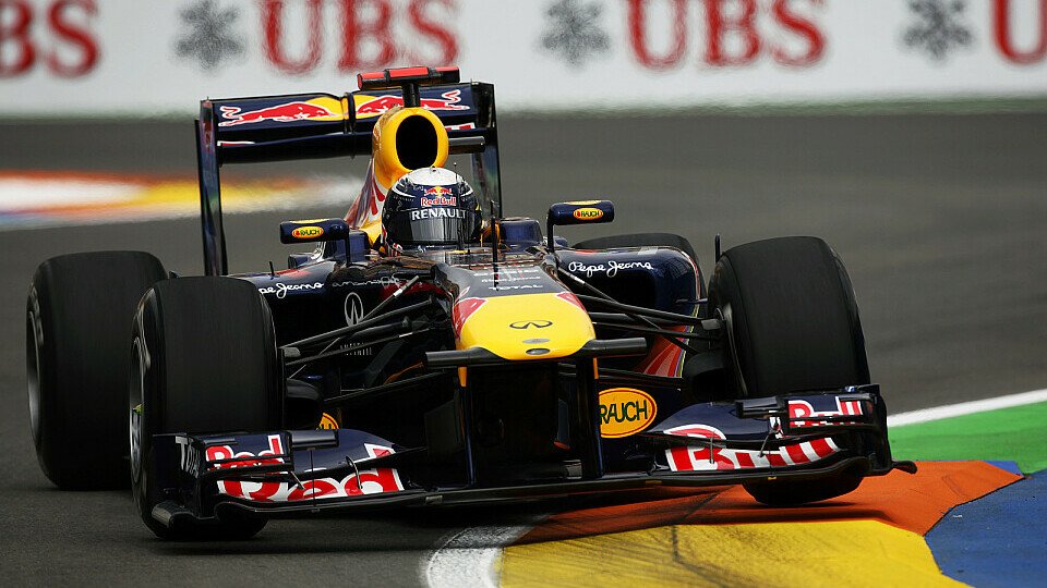 Sebastian Vettel ist frohen Mutes für Valencia, Foto: Sutton Sebastian Vettel ist frohen Mutes für Valencia, Foto: Sutton
