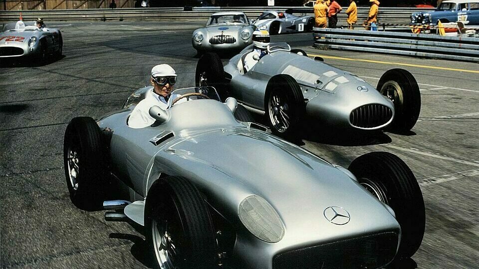 Juan Manuel Fangio war auch im hohen Alter noch ein echter Racer, Foto: Mercedes-Benz