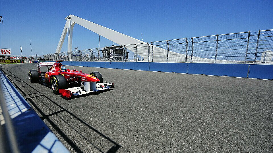 Fernando Alonso sieht Ferrari in die richtige Richtung gehen, Foto: Sutton