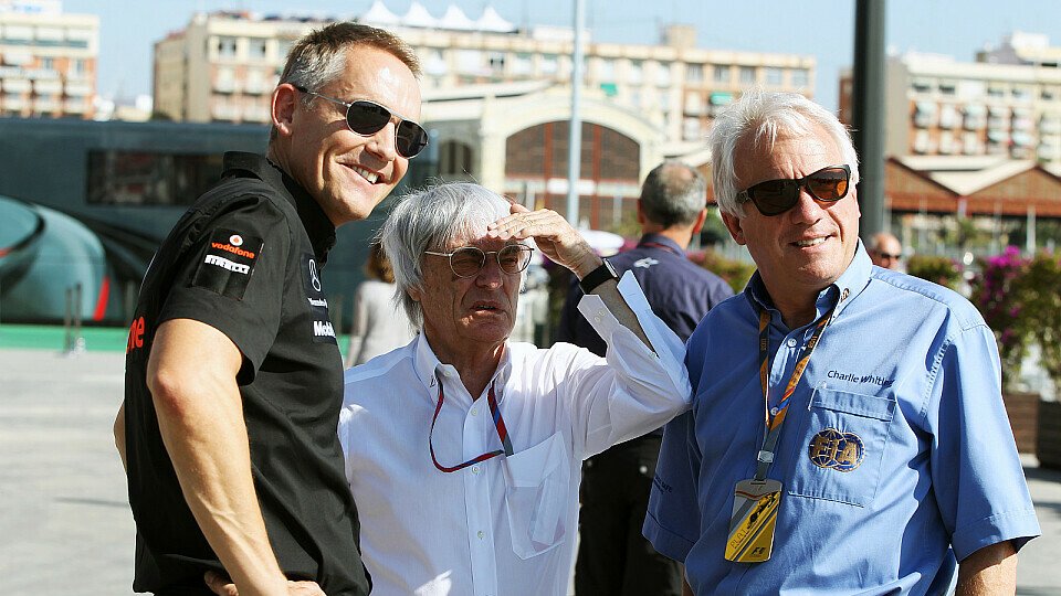 Martin Whitmarsh will mit Bernie Ecclestone in die Zukunft schauen, Foto: Sutton