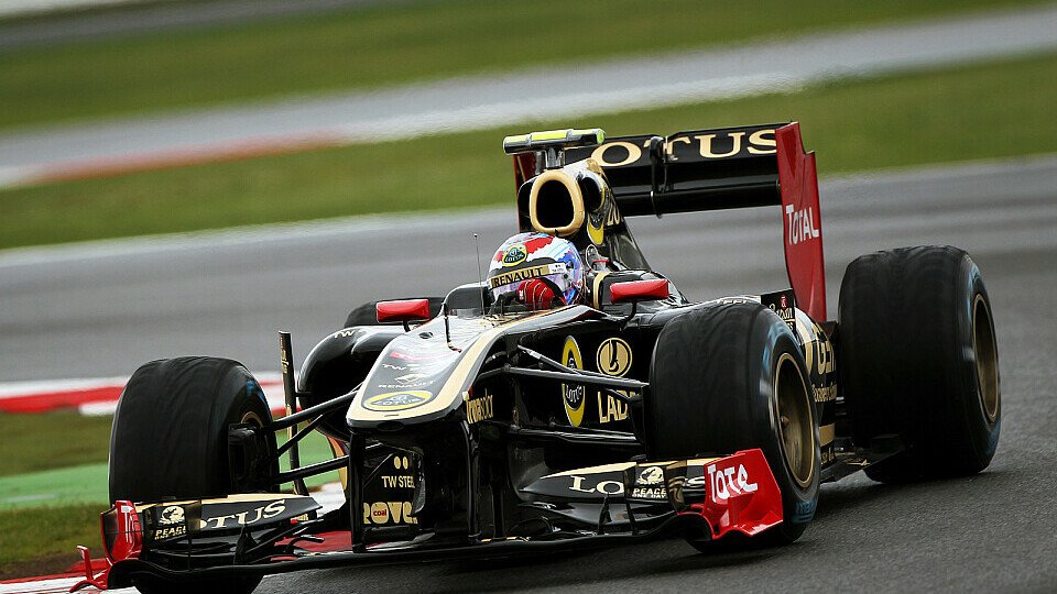 Bei Lotus Renault haderte man am Freitag in Silverstone nicht nur mit dem britischen Wetter, Foto: Sutton