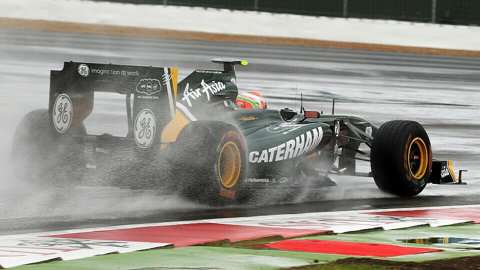 Der Regen brachte das Programm beim Team Lotus durcheinander, Foto: Sutton