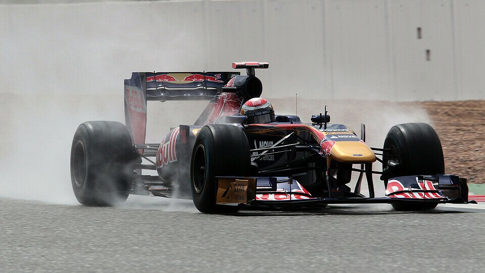 Sebastien Buemi will auch in Zukunft für Toro Rosso Gas geben - Helmut Marko vertraut seinem Piloten, Foto: Sutton