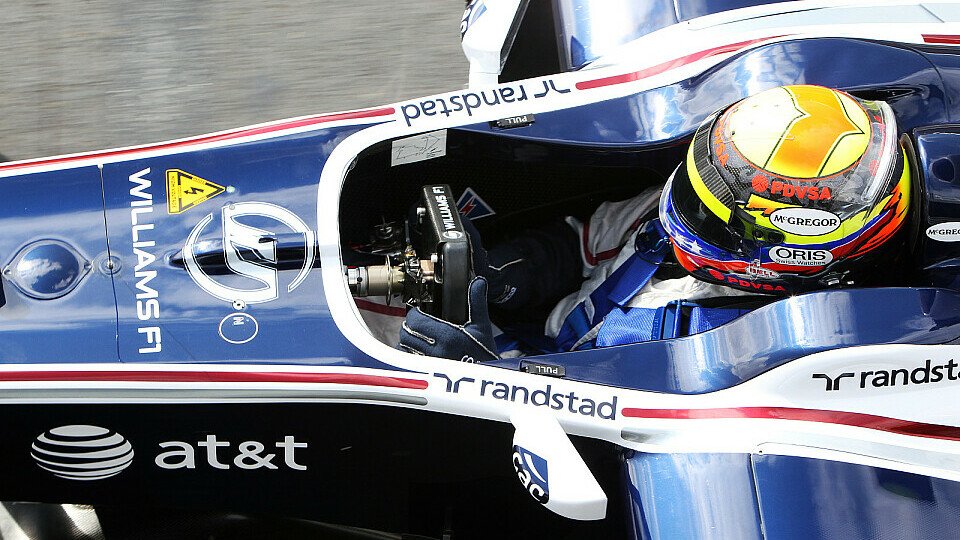 Pastor Maldonado wurde in Silverstone nur auf Platz 14 abgewunken - Rubens Barrichello kam lediglich eine Position vor ihm ins Ziel, Foto: Sutton