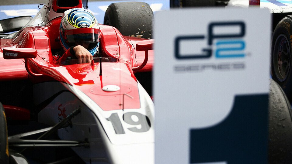 Luca Filippi will wechseln: Von der GP2 in die IndyCar-Serie?, Foto: Sutton