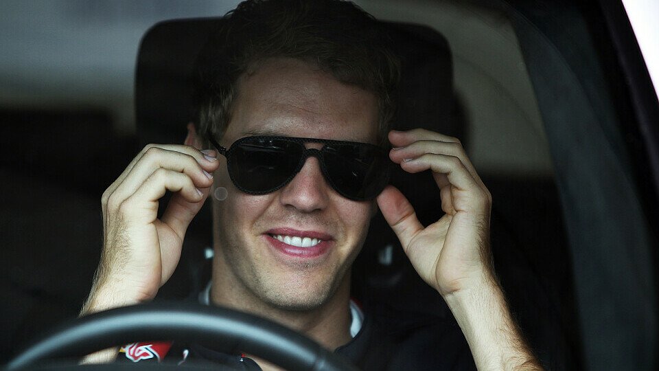 Sebastian Vettel lässt sich nicht aus der Ruhe bringen, Foto: Sutton