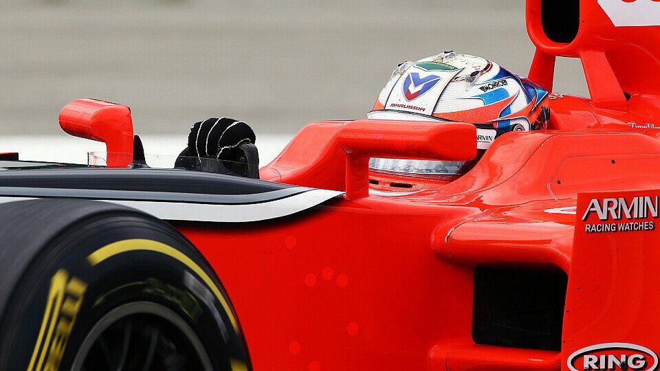 Timo Glock erklärt den Unterschied zwischen 300 und 340 km/h, Foto: Sutton Timo Glock erklärt den Unterschied zwischen 300 und 340 km/h, Foto: Sutton