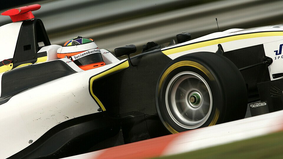 Neben ersten Einsätzen in der F2 war Luciano Bacheta 2011 für Mücke Motorsport in der GP3 unterwegs, Foto: GP3 Series