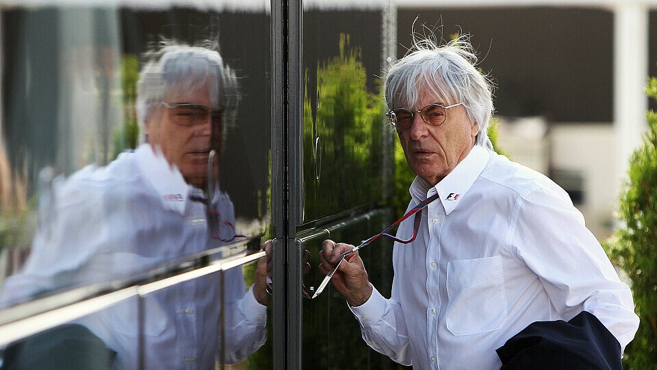 Bernie Ecclestone will sich von den Teams beim Rennkalender nichts sagen lassen, Foto: Sutton