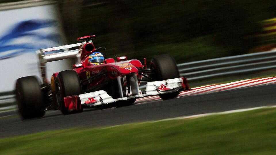Fernando Alonso bläst zur Attacke - spätestens 2012, Foto: Sutton