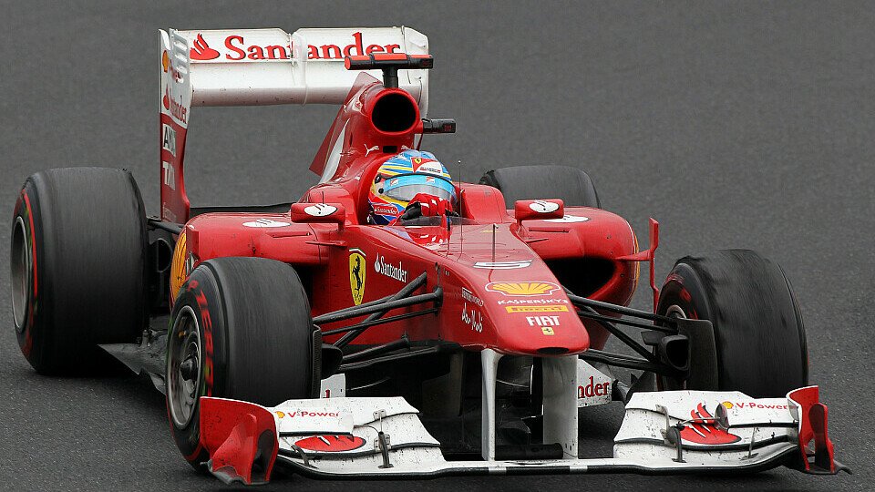 Bei Ferrari wird noch eine Woche an den Autos gearbeitet, Foto: Sutton