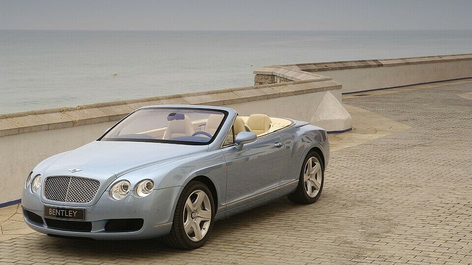 Das viersitzige Luxus-Cabriolet Bentley Continental GTC, Foto: Bentley
