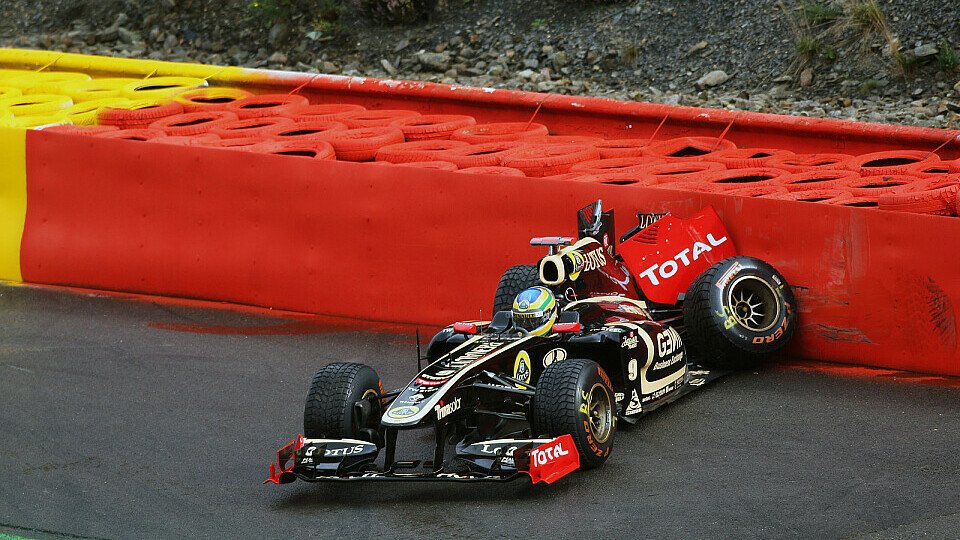 Bruno Senna hatte einen schwierigen Start in den Tag, Foto: Sutton