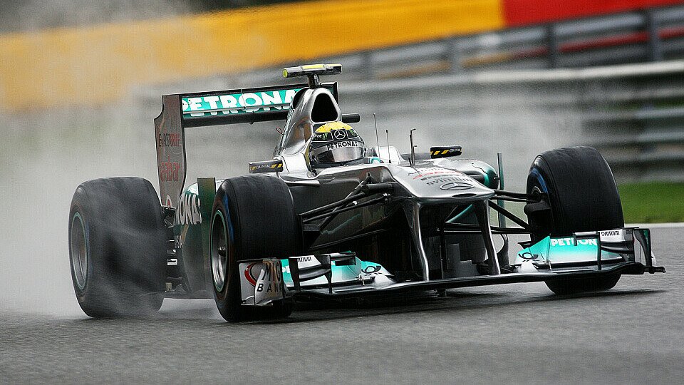 Nico Rosberg setzte in Q3 zunächst auf Intermediates, Foto: Sutton Nico Rosberg setzte in Q3 zunächst auf Intermediates, Foto: Sutton