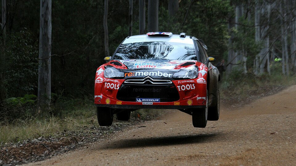 Petter Solberg freute sich sehr über die Geschwindigkeit seines DS3 WRC, Foto: Sutton