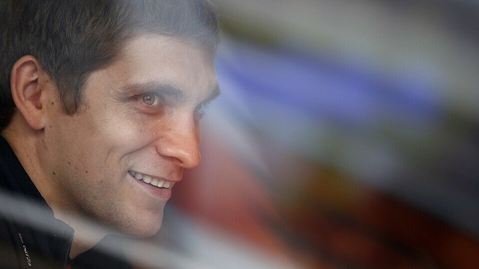 Vitaly Petrov erwartet ein schwieriges Wochenende, Foto: Lotus Renault