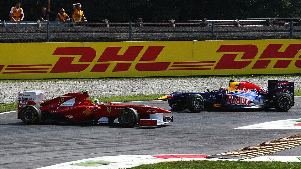 Mark Webber und Felipe Massa trafen sich in der ersten Kurve, Foto: Sutton