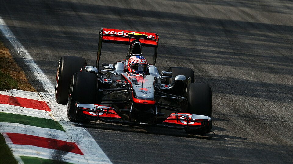 Wieder konnte Jenson Button Lewis Hamilton hinter sich lassen, Foto: Sutton