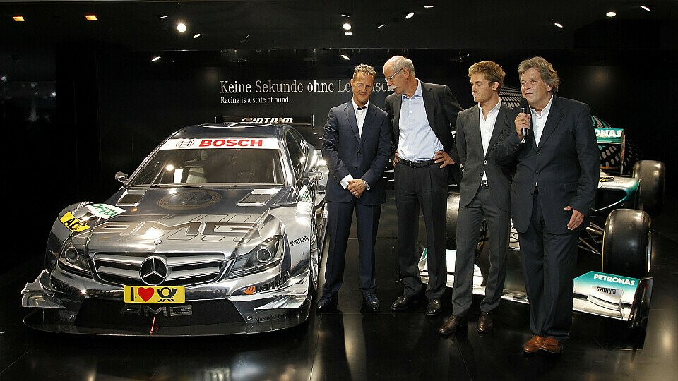 Norbert Haug bei der Präsentation des neuen C-Coupé, Foto: Mercedes-Benz