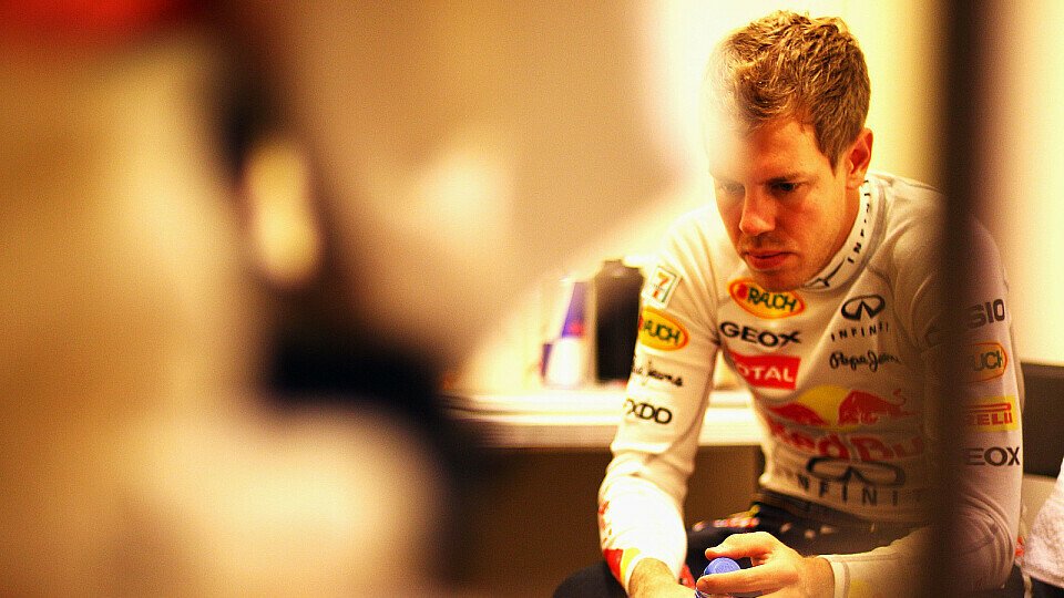 Die letzten Minuten vor dem Start nutzt Vettel zur Konzentration, Foto: Red Bull
