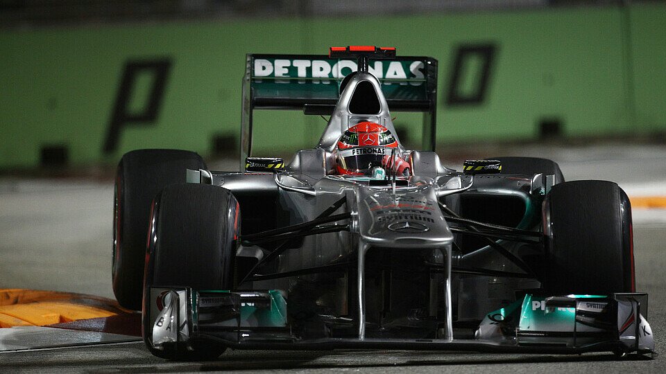 Michael Schumacher muss auf Fehler der anderen hoffen, Foto: Sutton