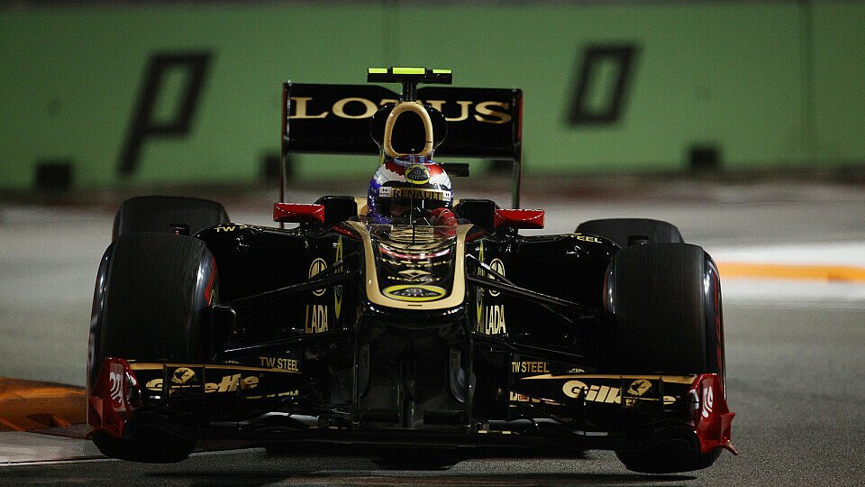 Vitaly Petrov hofft auf ein Top-10 Ergebnis im Qualifying, Foto: Sutton