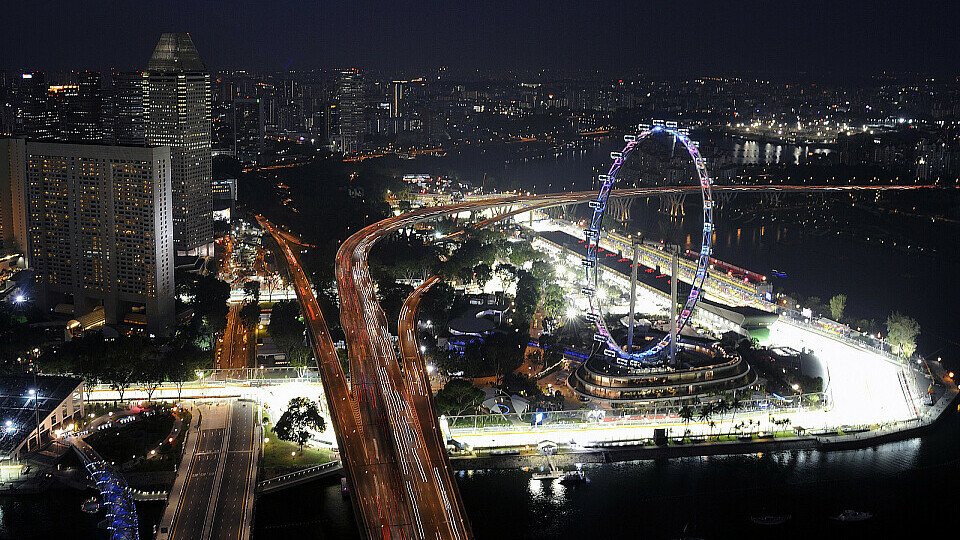 Regen könnte in Singapur zu argen Problemen führen, Foto: Mercedes GP