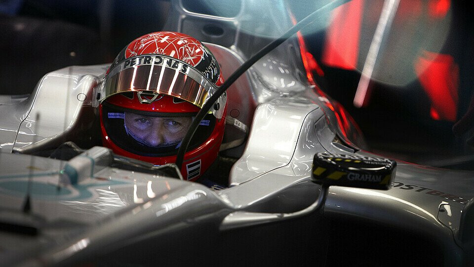 Schumacher: RBR 2012 noch nicht in Reichweite, Foto: Mercedes GP