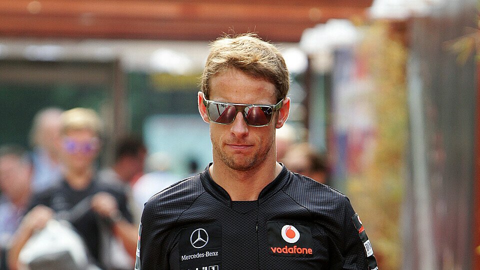 Jenson Button kämpfte in Singapur mit einer Magenverstimmung, Foto: Sutton