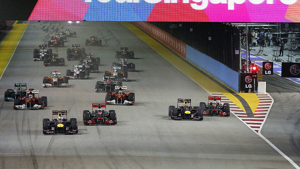 Während Red Bull vor dem Titelgewinn steht, entwickeln viele Teams schon für 2012, Foto: Pirelli
