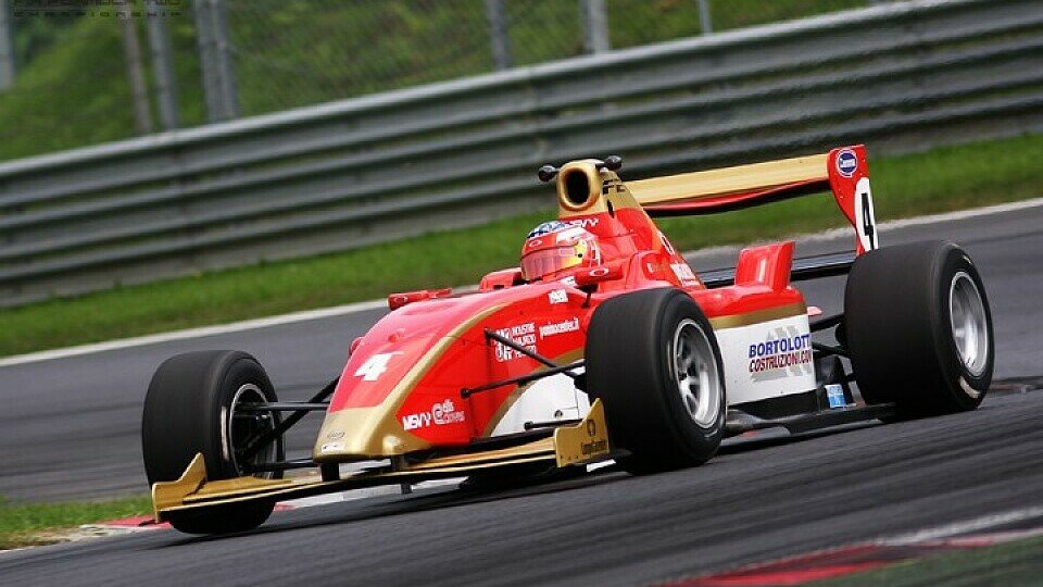 Mirko Bortolotti holte sich den Titel in der Formel-2-Meisterschaft, Foto: Formula Two