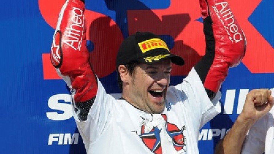 Carlos Checa wurde 2011 Superbike-Weltmeister, Foto: Althea Racing