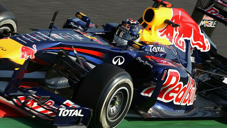 Japan: Vettel krönt sich zum Doppelweltmeister, Foto: Red Bull