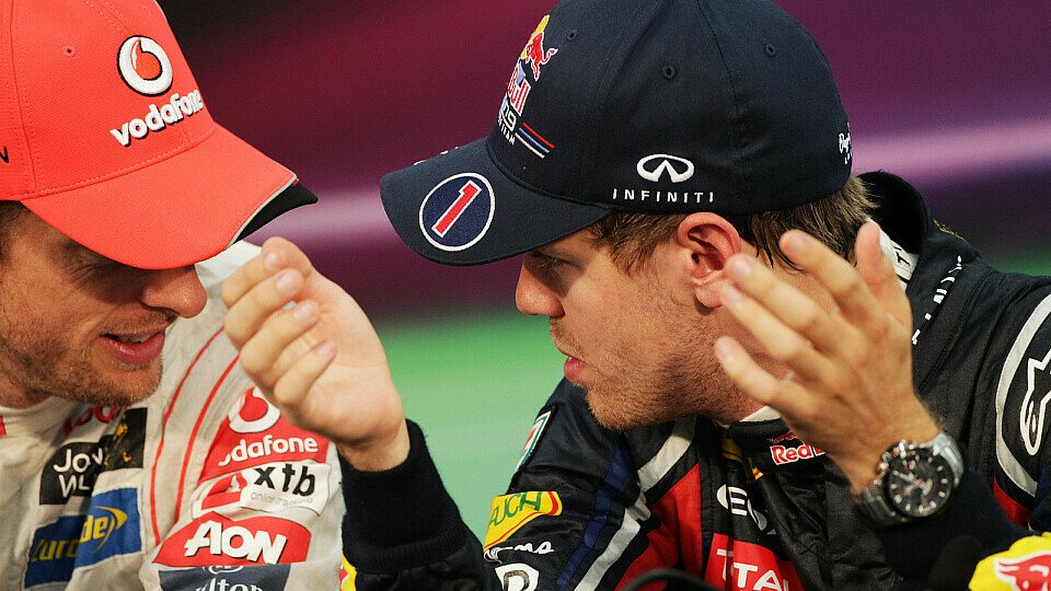 Was ging schief - Button und Vettel diskutieren das Qualifying, Foto: Sutton