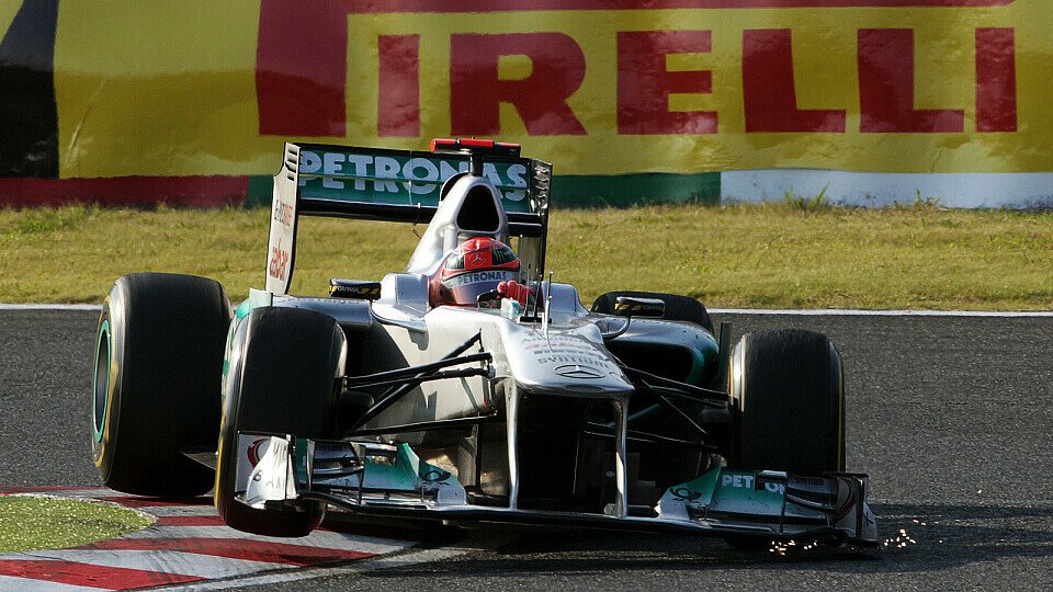 Schumacher traut RBR weitere Titel zu, Foto: Pirelli