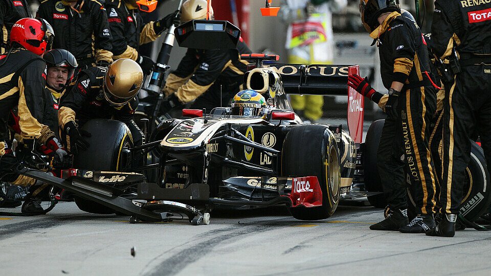 Keine guten Boxenstopps für Bruno Senna beim Japan GP, Foto: Pirelli