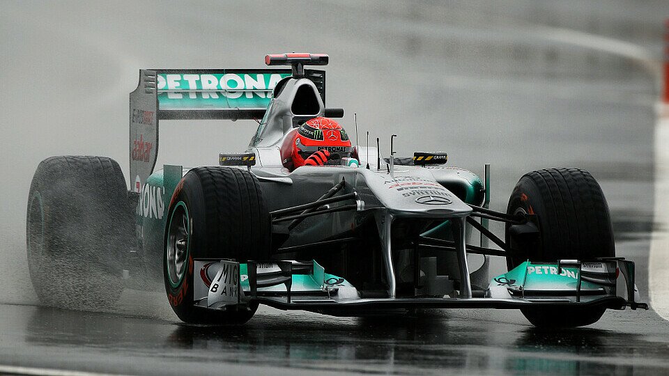 Michael Schumacher drehte am Freitag insgesamt 31 Runden, Foto: Sutton Michael Schumacher drehte am Freitag insgesamt 31 Runden, Foto: Sutton