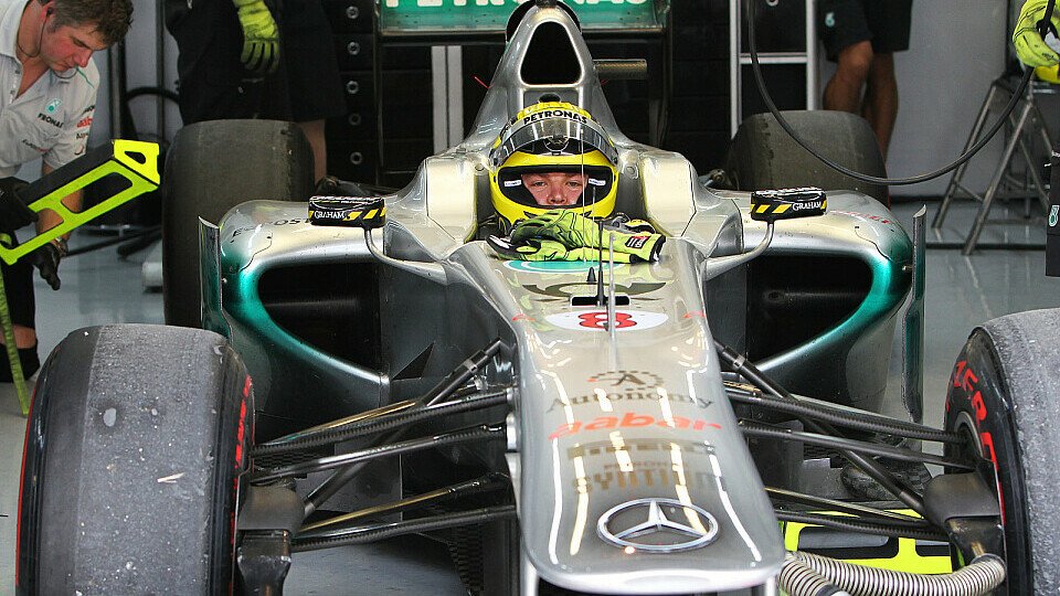 Nico Rosberg geht mit Fernando Alonsos Ansage gern konform, Foto: Sutton