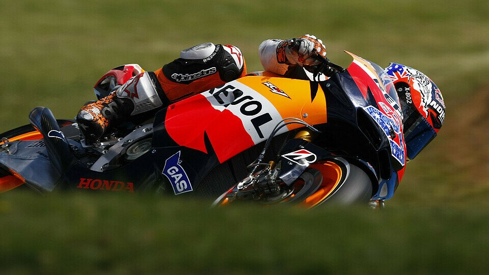 Casey Stoner war nicht ganz unzufrieden, Foto: Repsol Honda Casey Stoner war nicht ganz unzufrieden, Foto: Repsol Honda