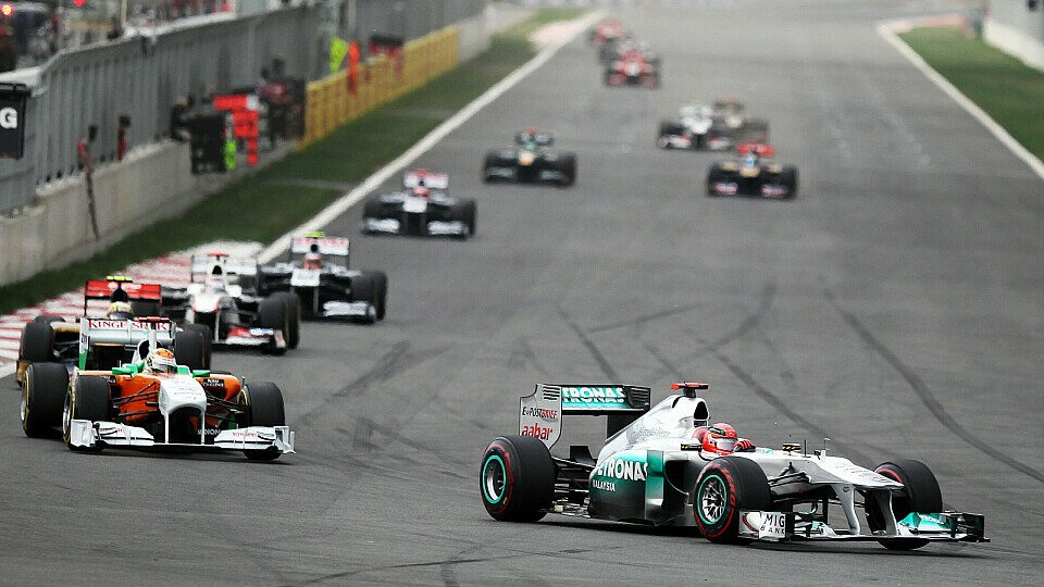 Michael Schumacher musste nach dem Rennen noch zu den Stewards, Foto: Sutton