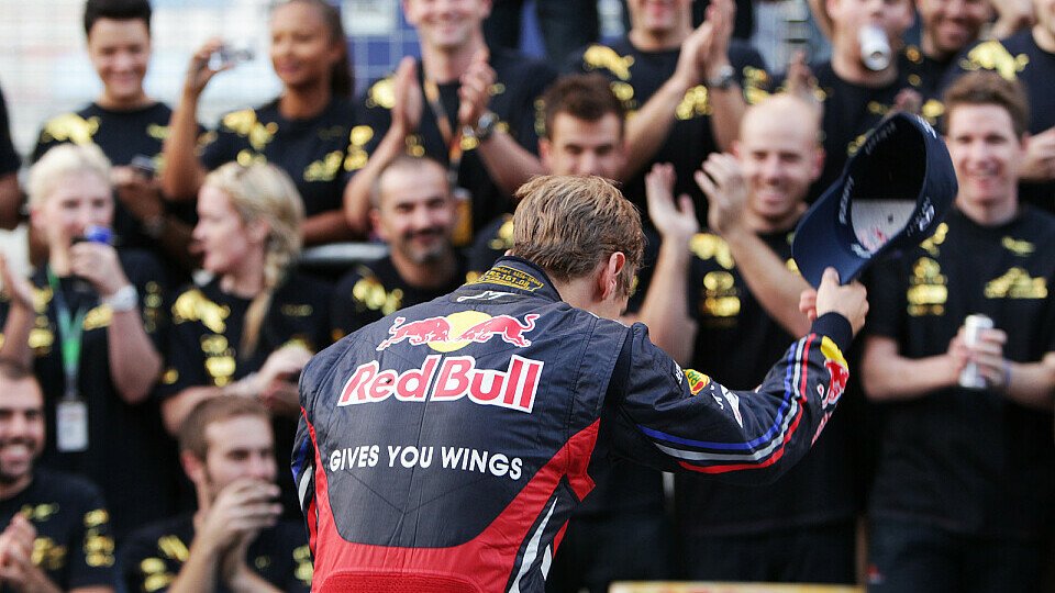 Sebastian Vettel ist seinem Team enorm dankbar., Foto: Sutton