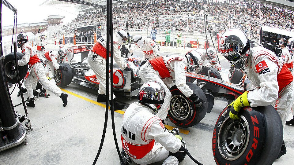 McLaren will auch in Indien wieder angreifen und der Konkurrenz von Red Bull das Leben schwer machen, Foto: Pirelli