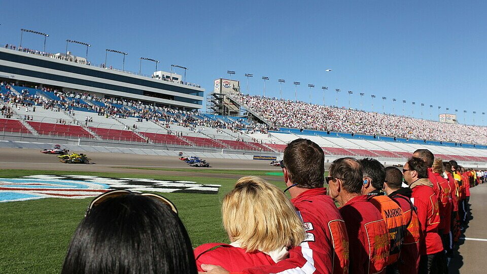 Das Aus für Las Vegas - nach den Vorkommnissen beim Saisonfinale 2011 wird die IndyCar-Serie vorerst keine Rennen mehr im Spielerparadies fahren, Foto: IndyCar