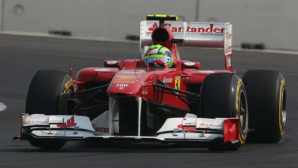 Felipe Massa wird auch 2012 für Ferrari fahren, Foto: Sutton