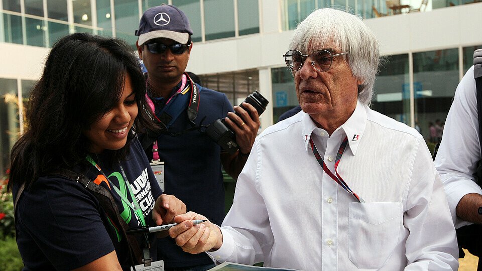 Bernie Ecclestone ist von Indien begeistert - nun will er dem Volk seine Formel 1 näher bringen, Foto: Sutton