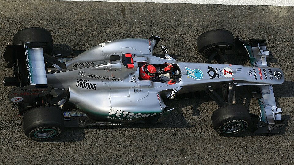 Schumacher ist der Mann der ersten Runde, Foto: Mercedes-Benz