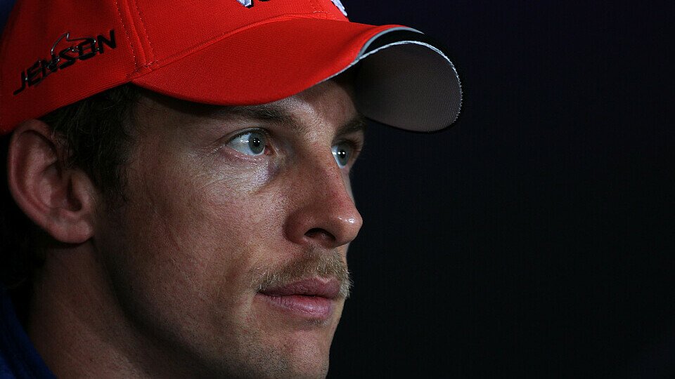 Jenson Button erwartet in Brasilien erhöhte Sicherheit, Foto: Sutton